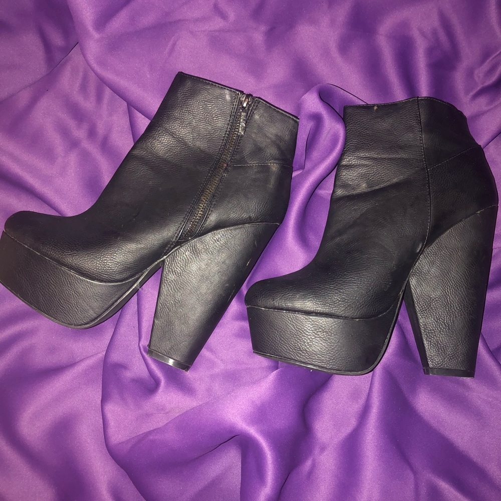 Black platform heel booties